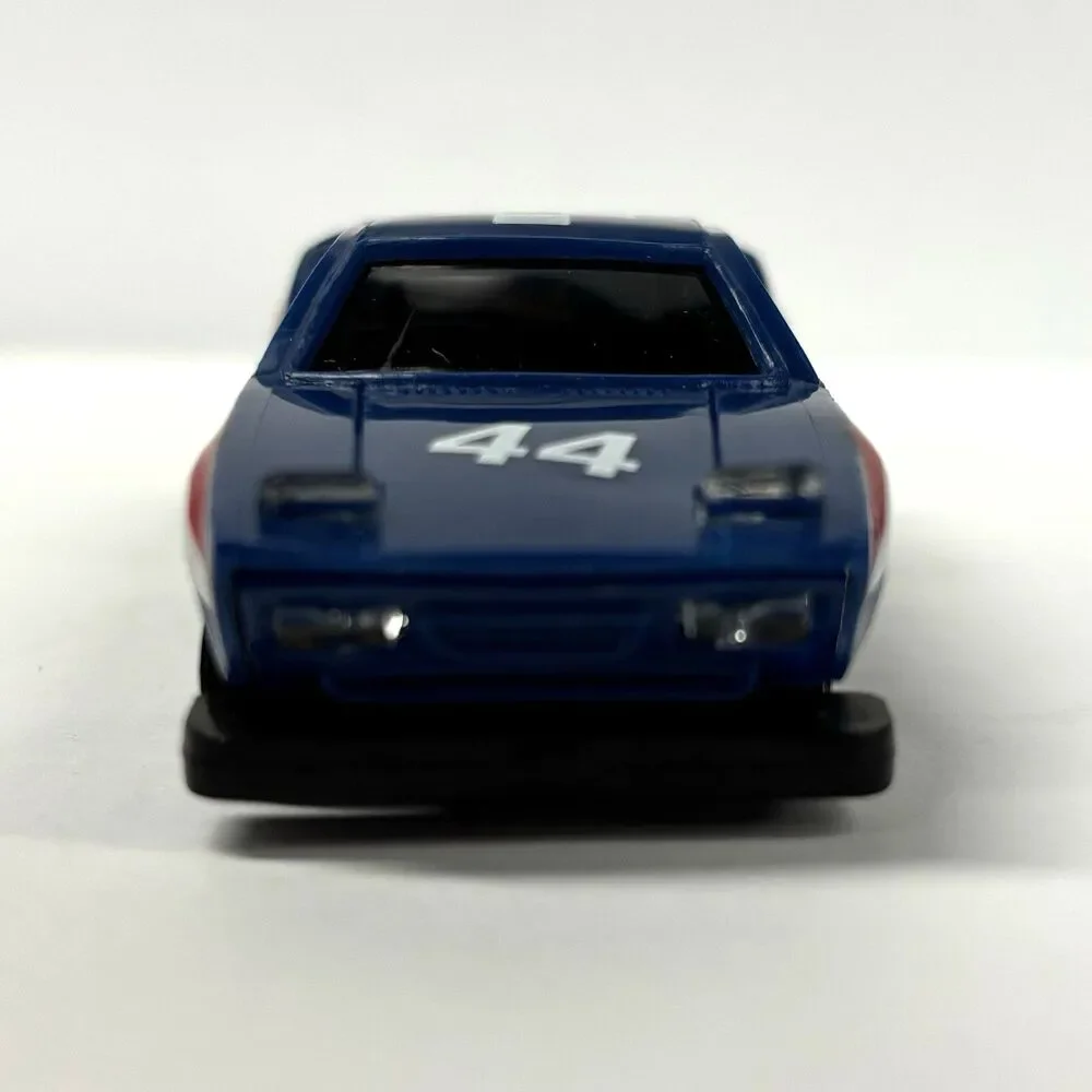 TCR jam car